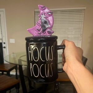 Hocus pocus Rae Dunn (brand new )